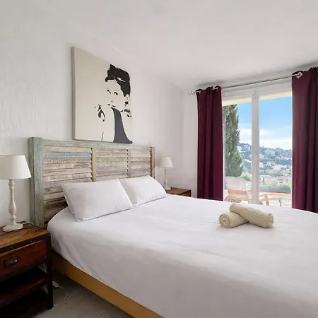 Maison Lumineuse Avec Vue Mer, Montagne Et Sur Le Rocher De Roquebrune, Piscine Et Parking Villa Saint-Raphaël